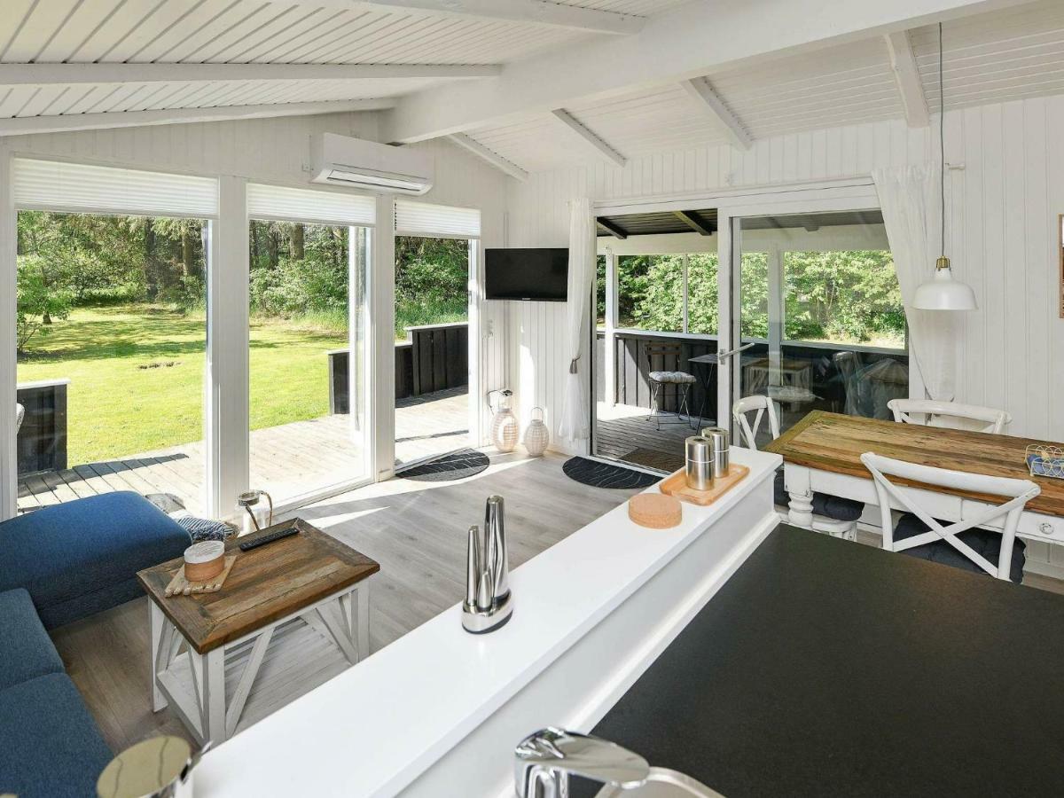 5 Person Holiday Home In Oksb L Dyreby 외부 사진