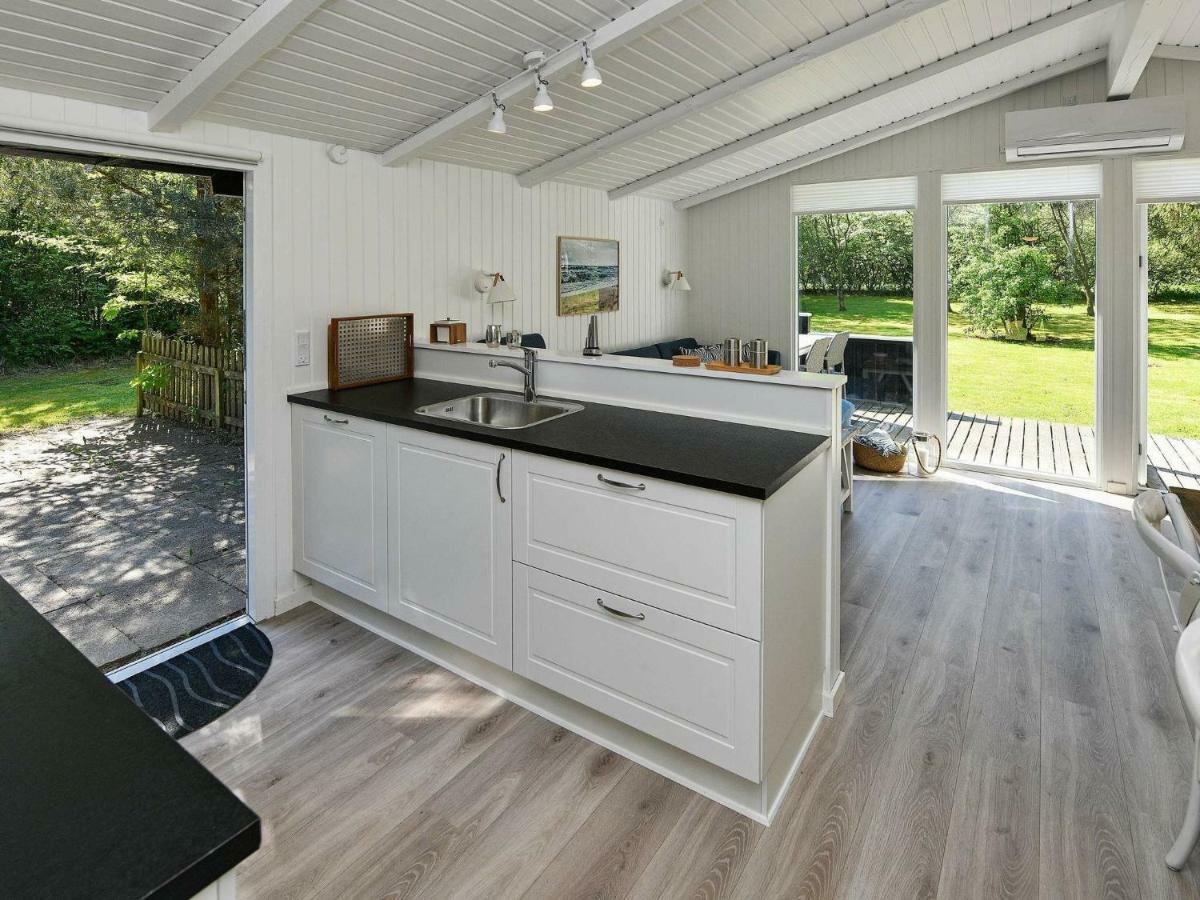 5 Person Holiday Home In Oksb L Dyreby 외부 사진